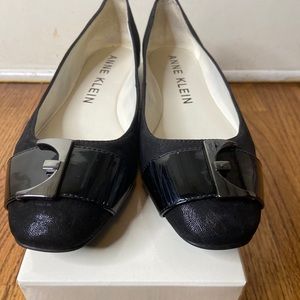 ANNE KLEIN